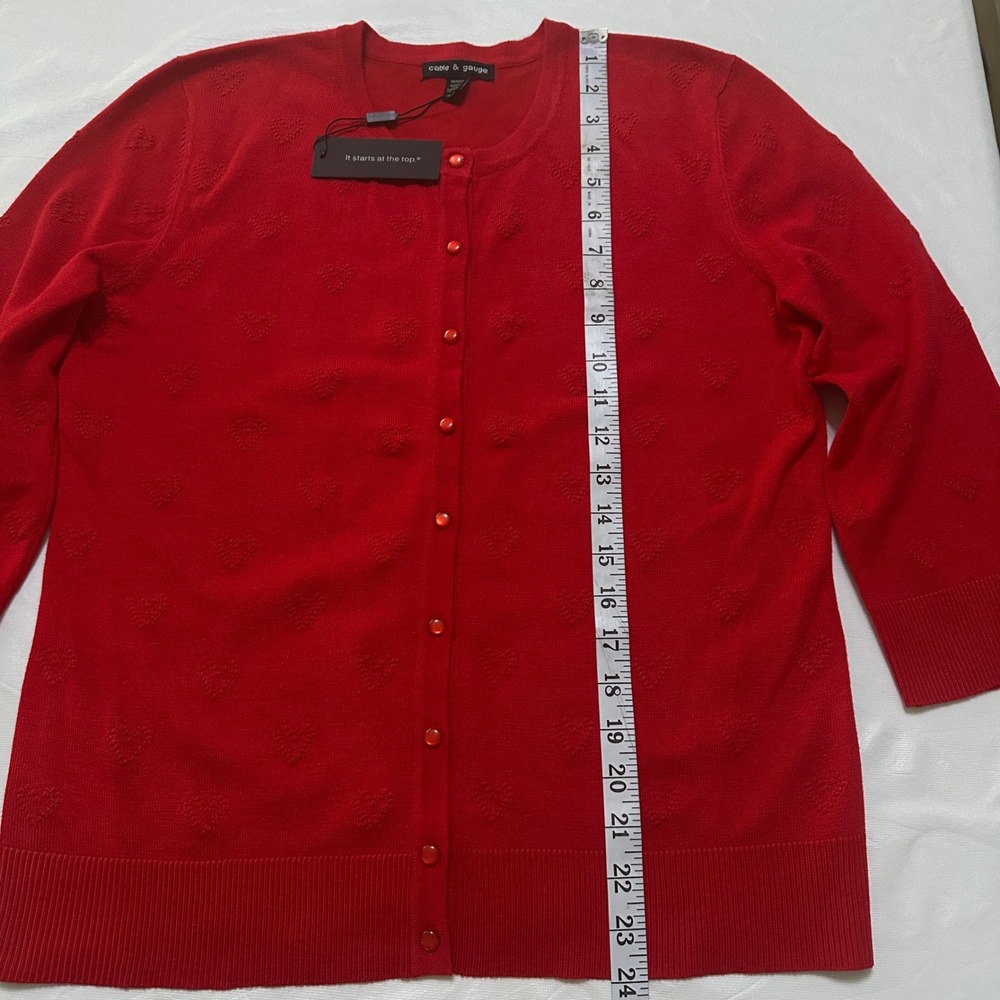 Cable & Gauge Cardigan Sweater Button Front M Red Heart Embossed Preppy Office - Picture 5 of 10